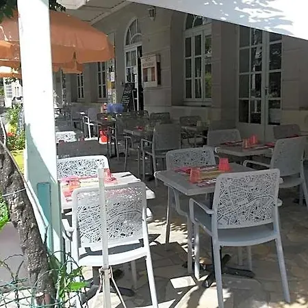 Bar Aux Armes D'estaing - Kb Group 2* Estaing (Aveyron)